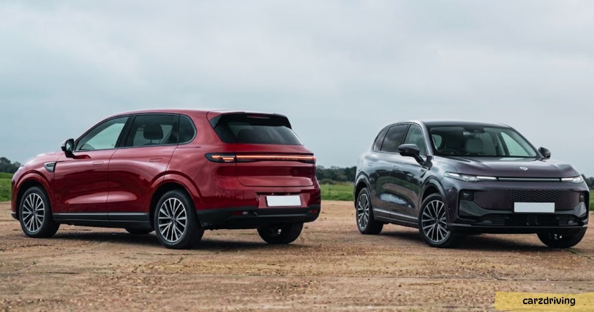 Rear view of a red Leapmotor B10 electric SUV parked next to a front view of a dark grey Leapmotor SUV on an outdoor terrain.